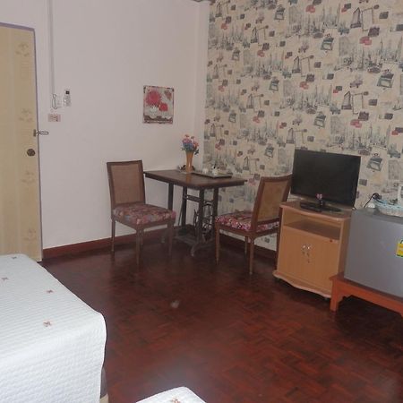 Hua Hin Tour Guesthouse Екстериор снимка