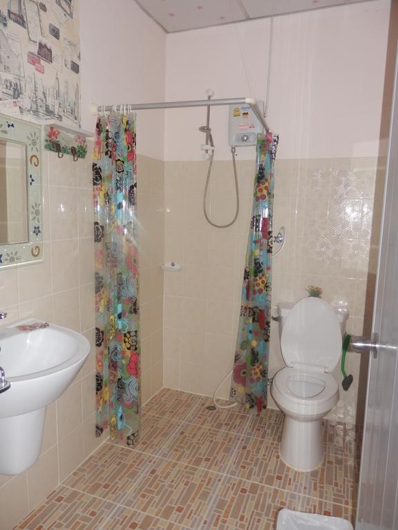 Hua Hin Tour Guesthouse Екстериор снимка